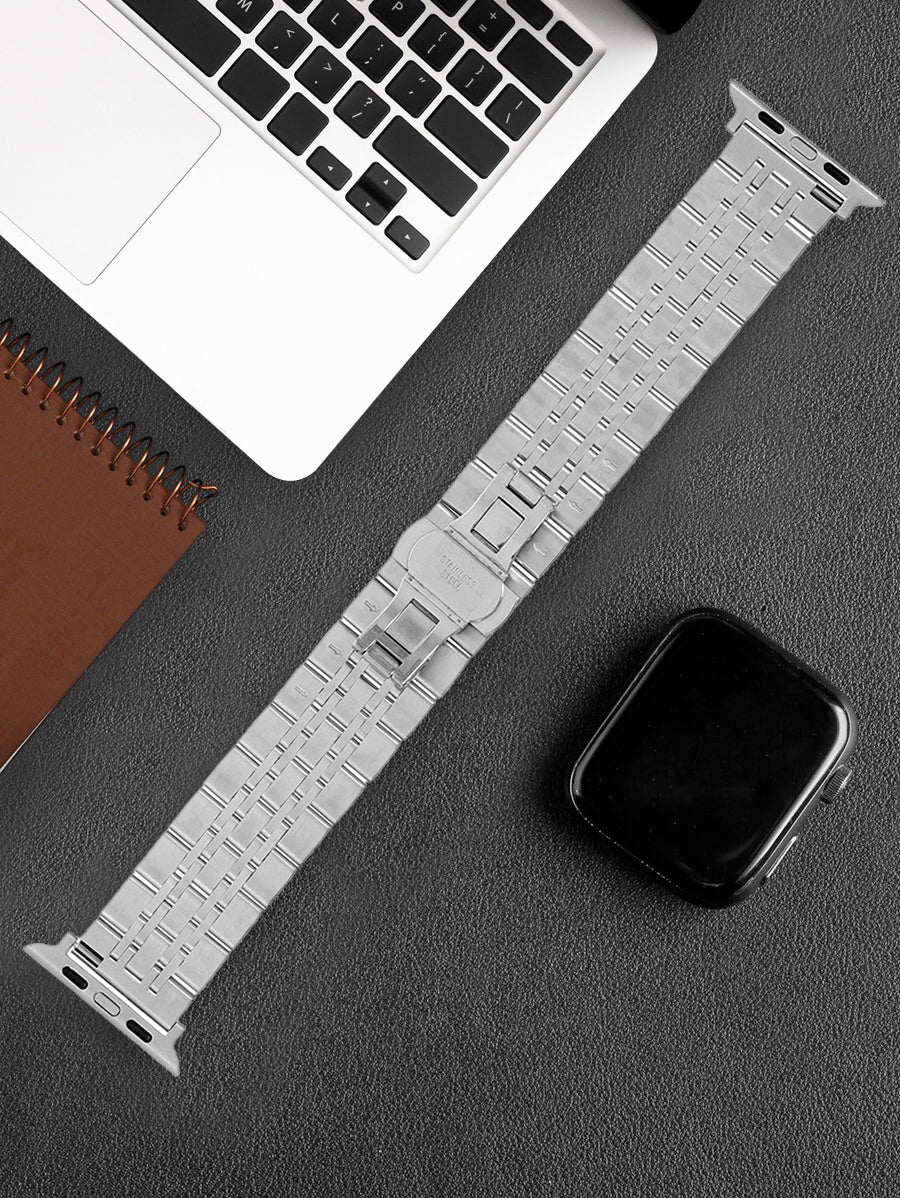 Omax Stainless Steel Metal Chain Bands Compatible with Apple Watch Band Ultra 2 49mm 45mm 44mm 42mm for iWatch Bands Ultra Series 9 8 7 6 5 4 3 2 1 SE SE2 FMS104