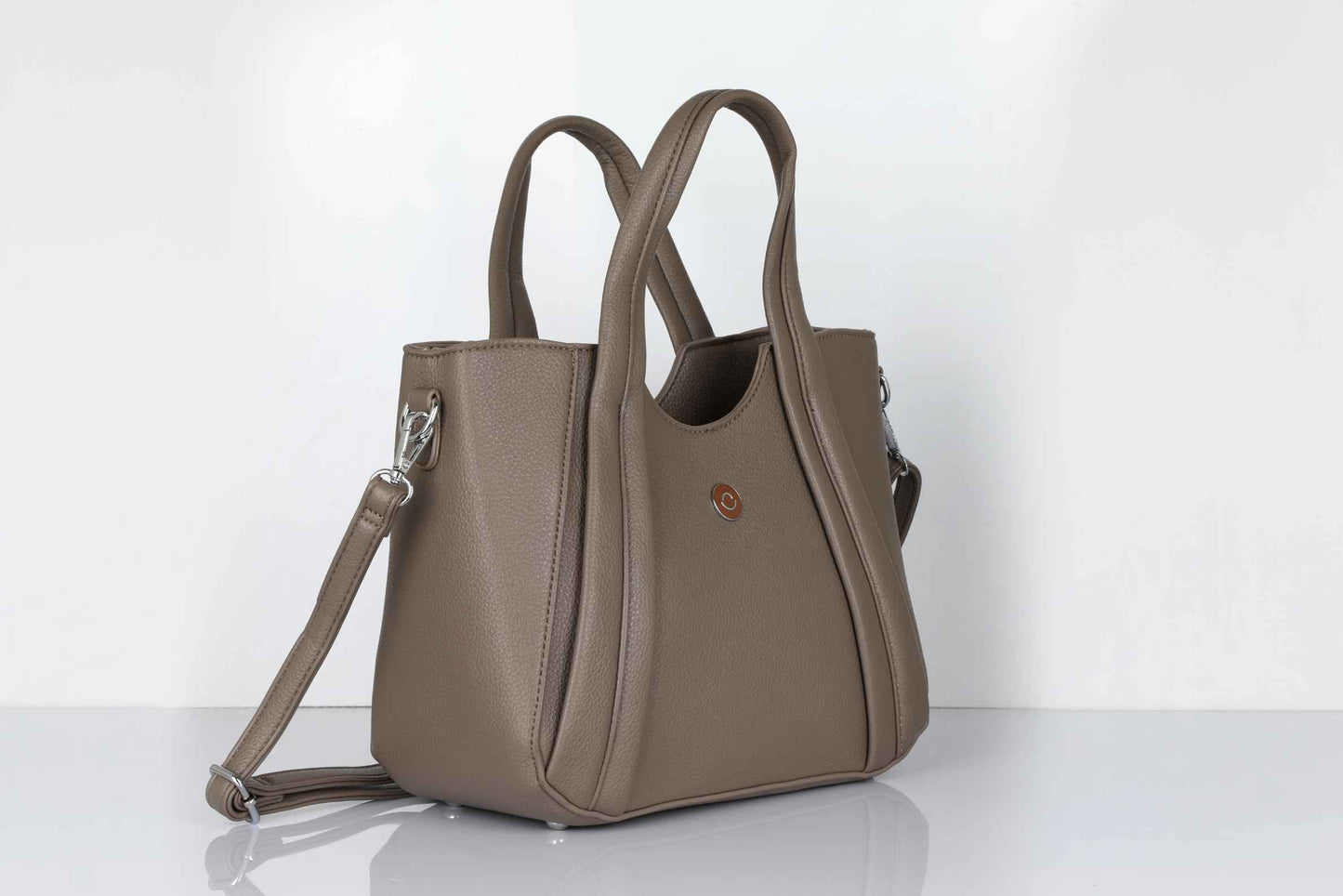 Omax E02 Taupe Handbag – Interior and Compartment View