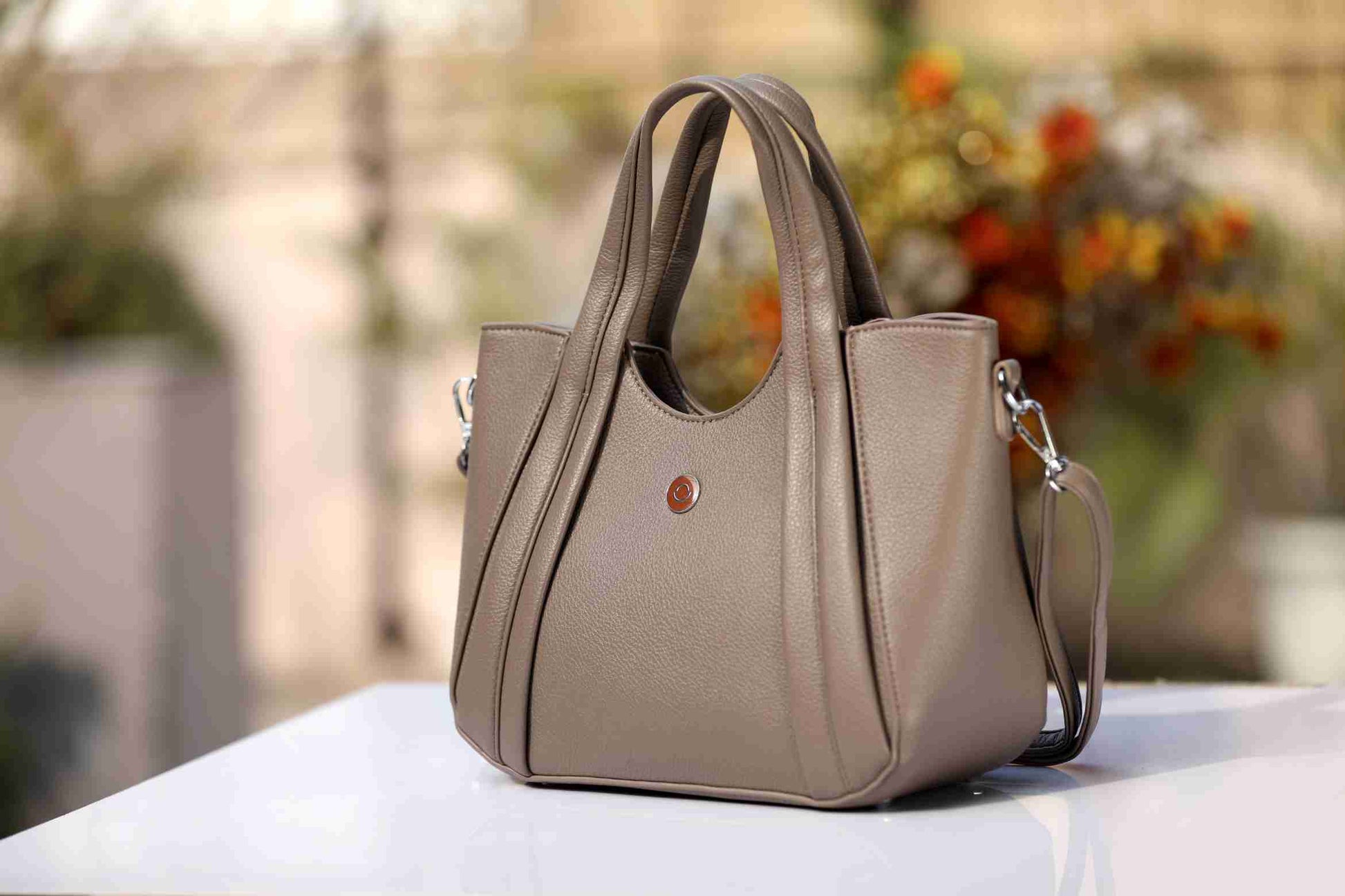 Omax E02 Taupe Shoulder Bag – Side View