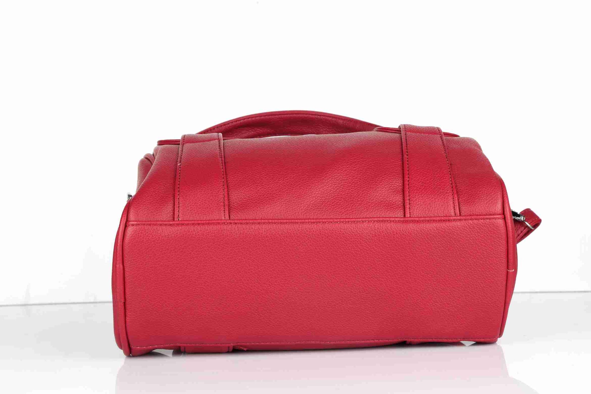 Omax S01 Red Bag – Back View