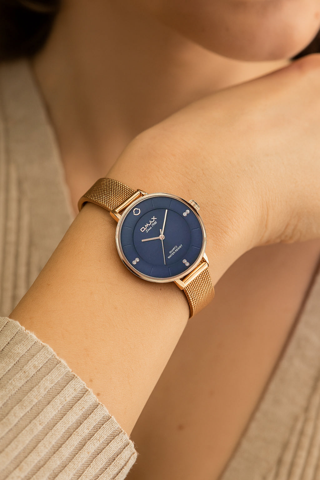 Buy Omax Dark Blue Round Dial With Golden Color Chain Watch for Womens