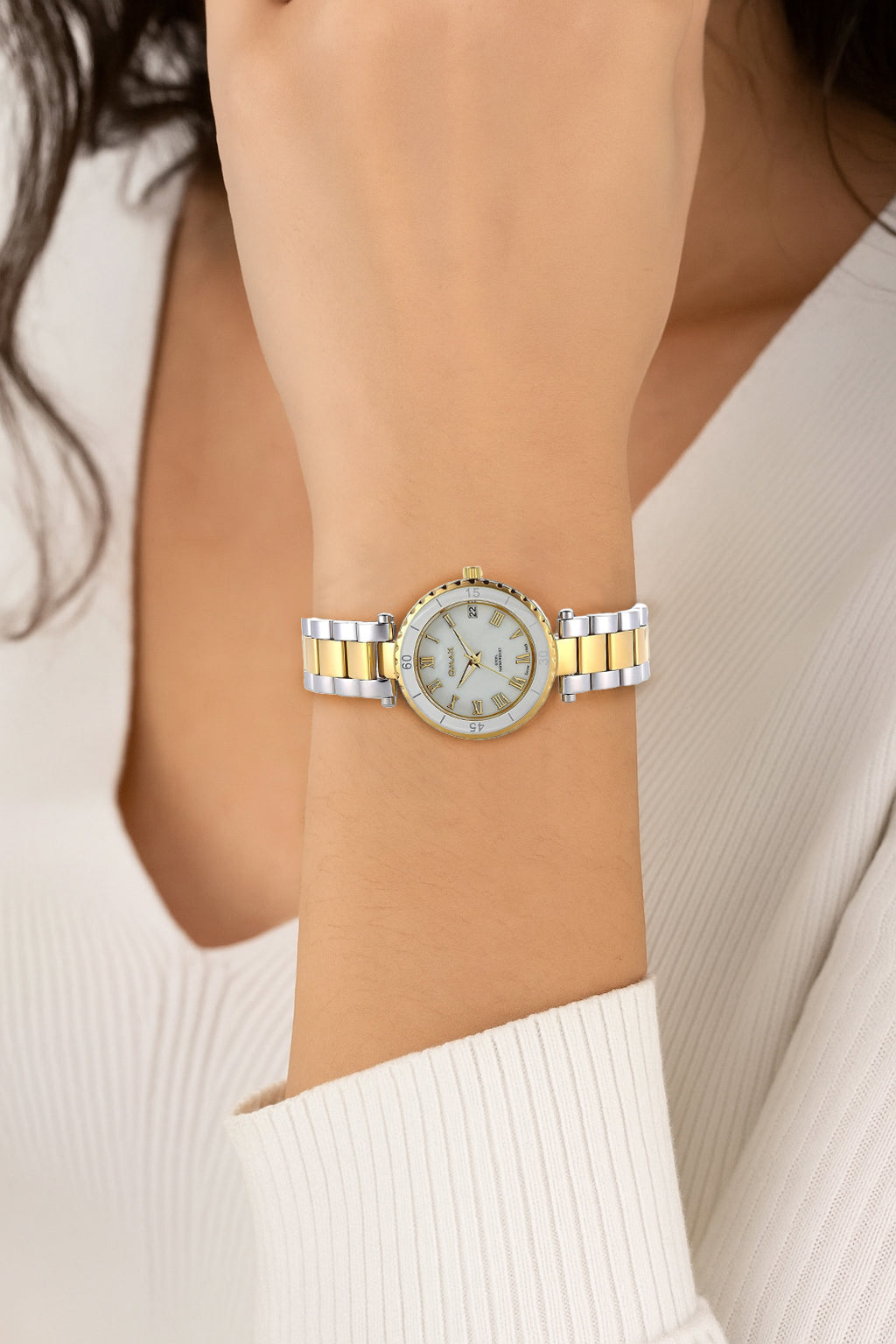 Omax White Dial Gold and Silver Two Tone Stainless Steel Bracelet Style Strap watch for Women-LS250