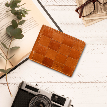BOSHEK Tan Crunch Leather Mens Wallet FW246